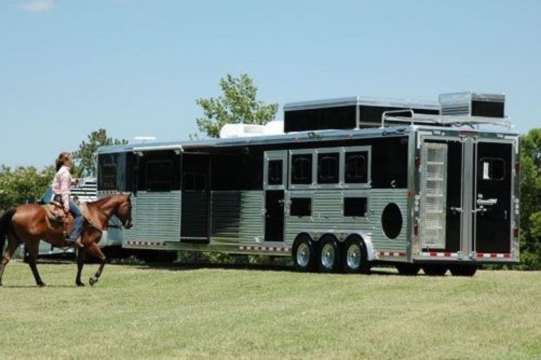 Cimarron Horse Trailers