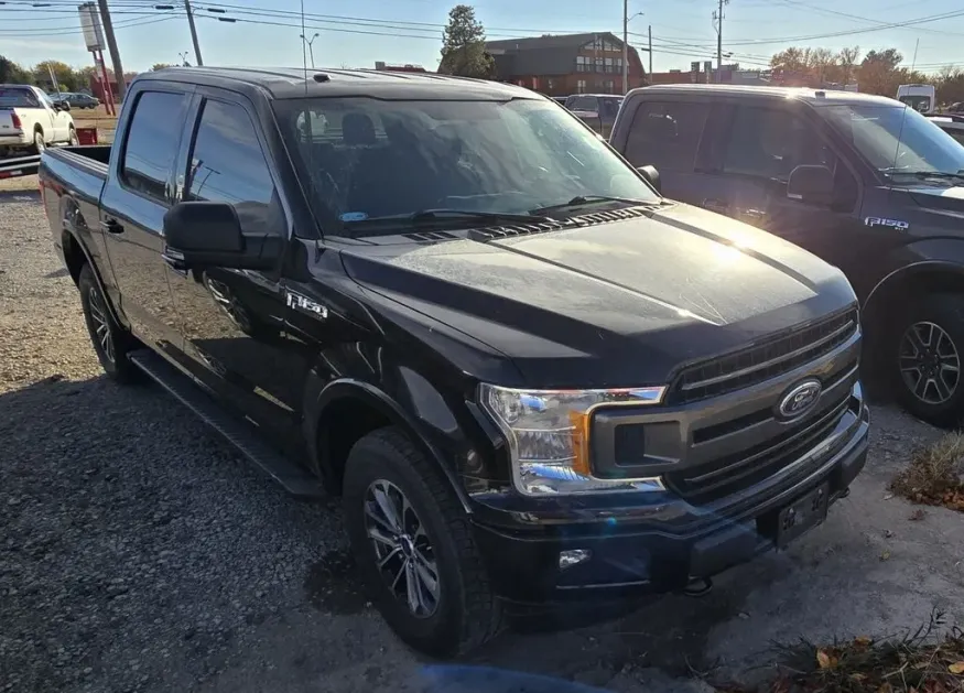 2018 Ford F-150 | Photo 2 of 3