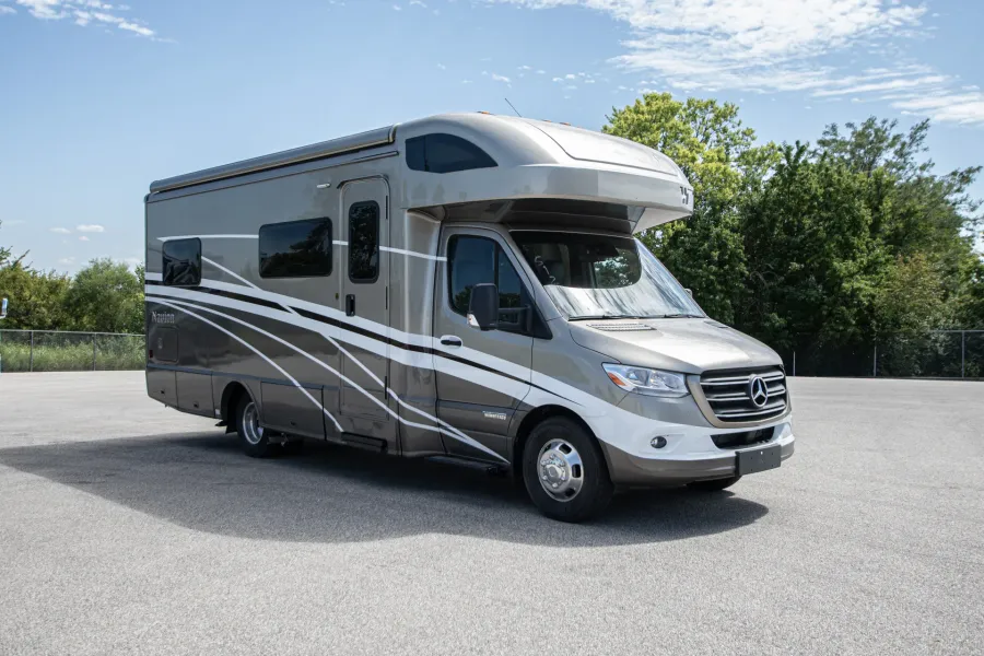 2025 Winnebago Navion 24V | Photo 5 of 17