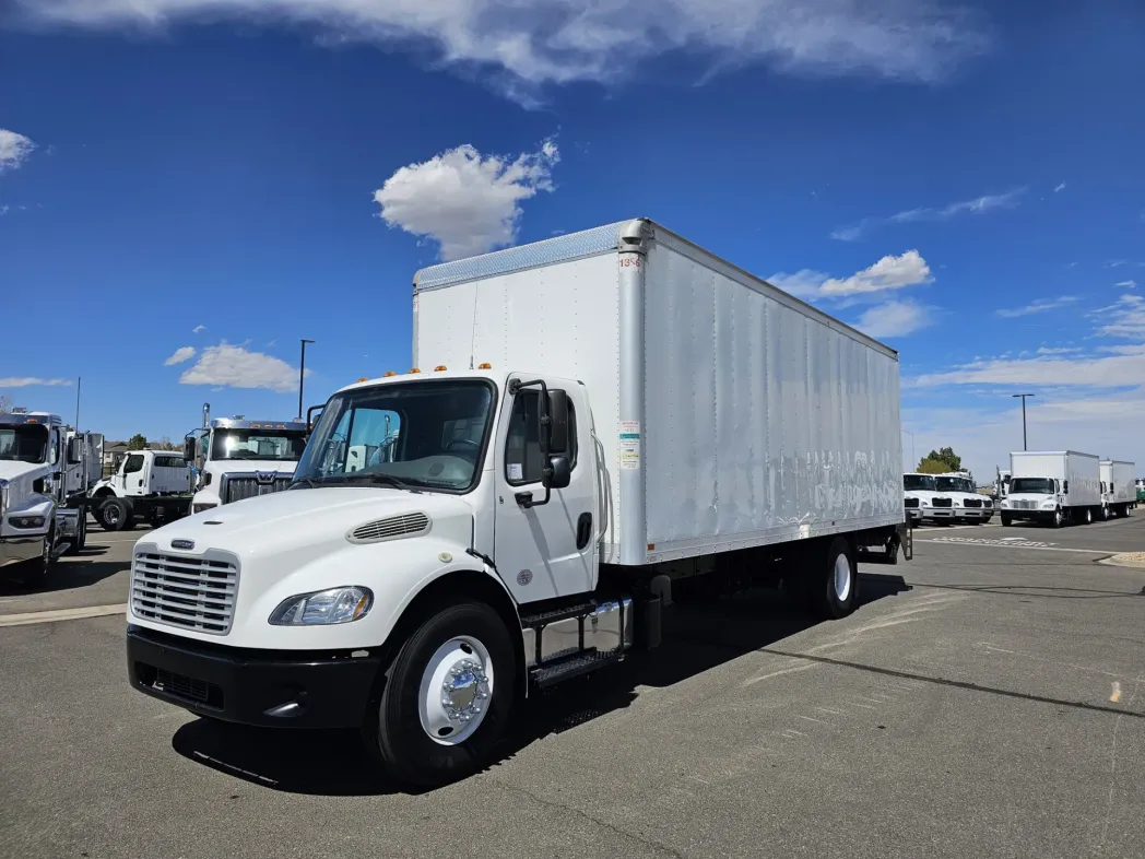 2019 Freightliner M2 106 