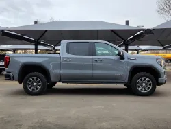 2025 GMC Sierra 1500 AT4 | Thumbnail Photo 1 of 31