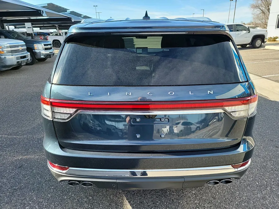 2021 Lincoln Aviator Reserve | Photo 3 of 19