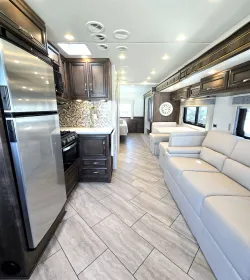 2024 Newmar Bay Star Sport 2920 | Thumbnail Photo 3 of 20