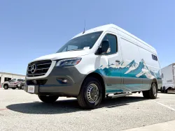 2023 Winnebago Adventure Wagon 70 SE | Thumbnail Photo 18 of 19