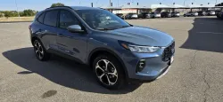 2025 Ford Escape | Thumbnail Photo 3 of 28