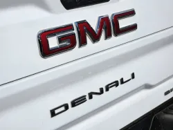 2020 GMC Sierra 2500HD Denali | Thumbnail Photo 13 of 33