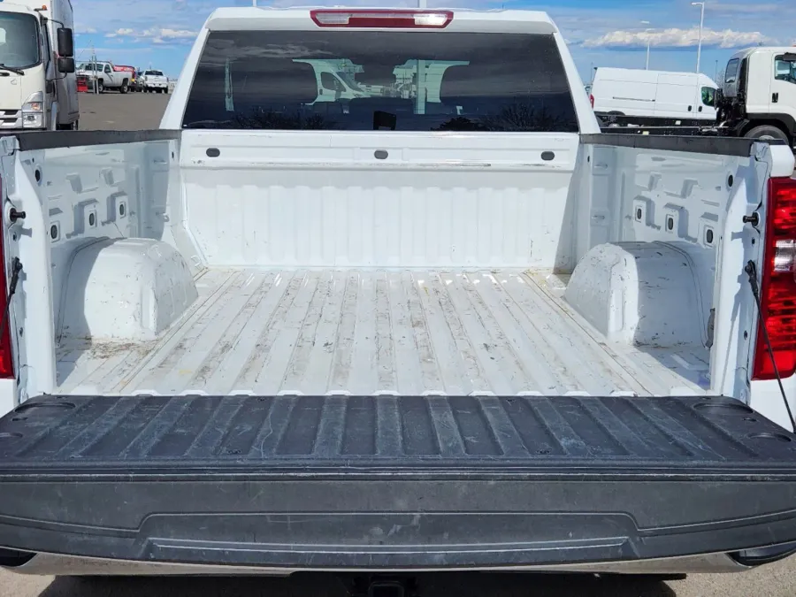 2024 Chevrolet Silverado 1500 LT | Photo 14 of 30