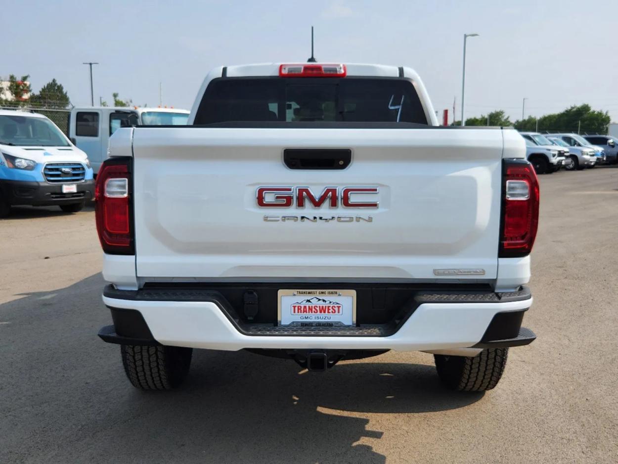 2024 GMC Canyon 4WD Elevation | Photo 11 of 25