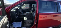 2023 GMC Yukon XL | Thumbnail Photo 14 of 31