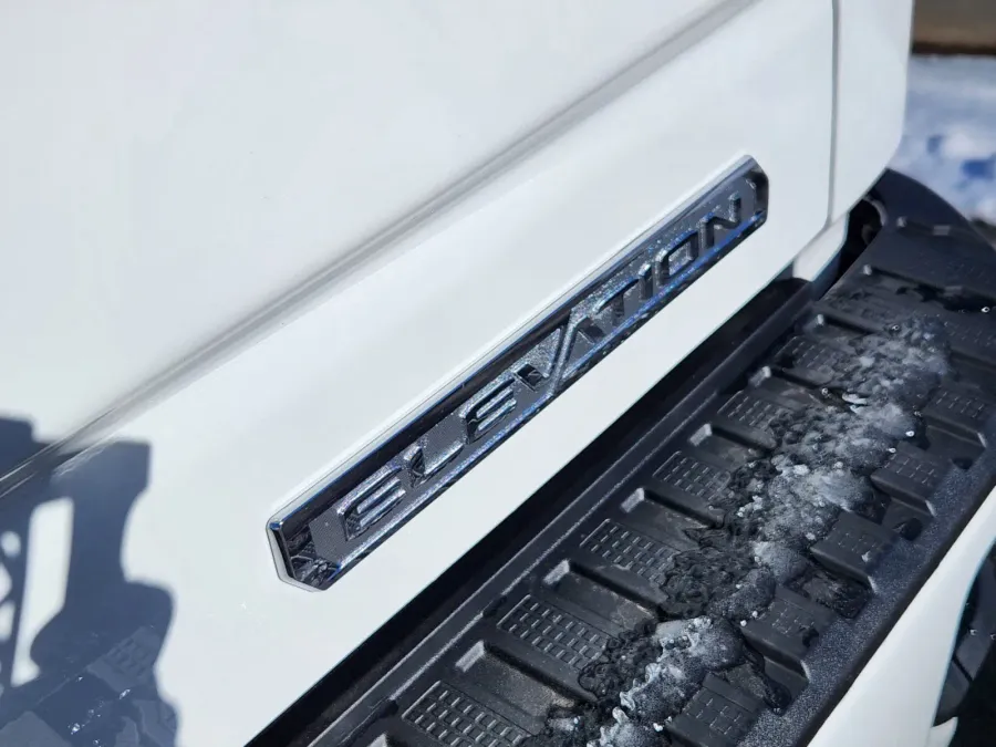 2025 GMC Sierra 1500 Elevation | Photo 15 of 30