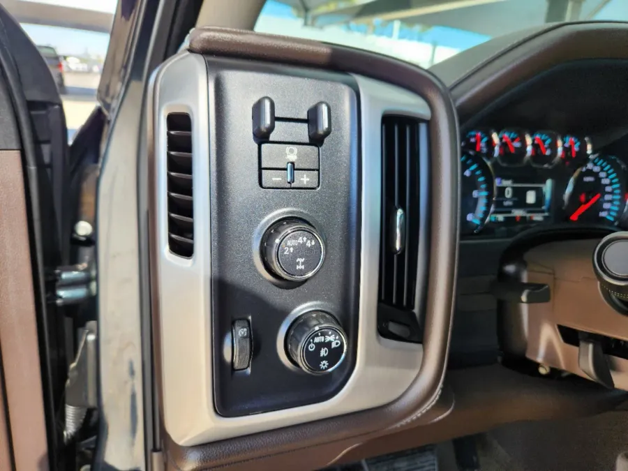 2018 GMC Sierra 1500 SLT | Photo 6 of 31