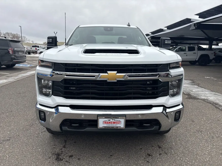 2025 Chevrolet Silverado 3500HD LT | Photo 7 of 19