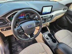 2022 Ford Escape SE Plug-In Hybrid | Thumbnail Photo 7 of 27