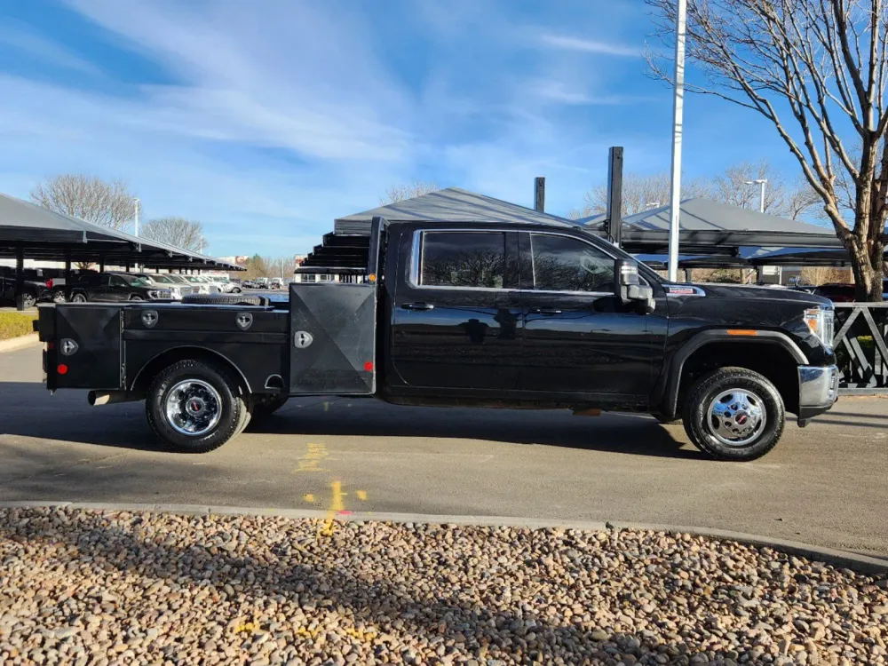 2023 GMC Sierra 3500HD CC SLE