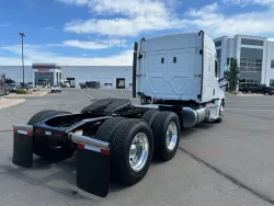 2021 Freightliner Cascadia 126 | Thumbnail Photo 5 of 21