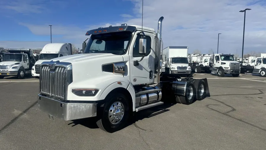 2022 Western Star 49X | Photo 1 of 16