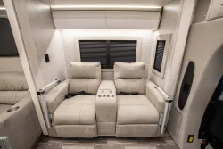 2025 Tiffin Wayfarer 25 XRW | Thumbnail Photo 15 of 21