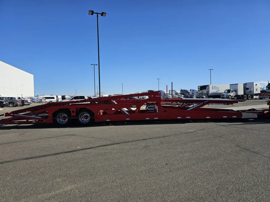 2022 Western Star 4900FA | Photo 9 of 27