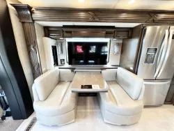 2023 Newmar Supreme Aire 4509 | Thumbnail Photo 12 of 37