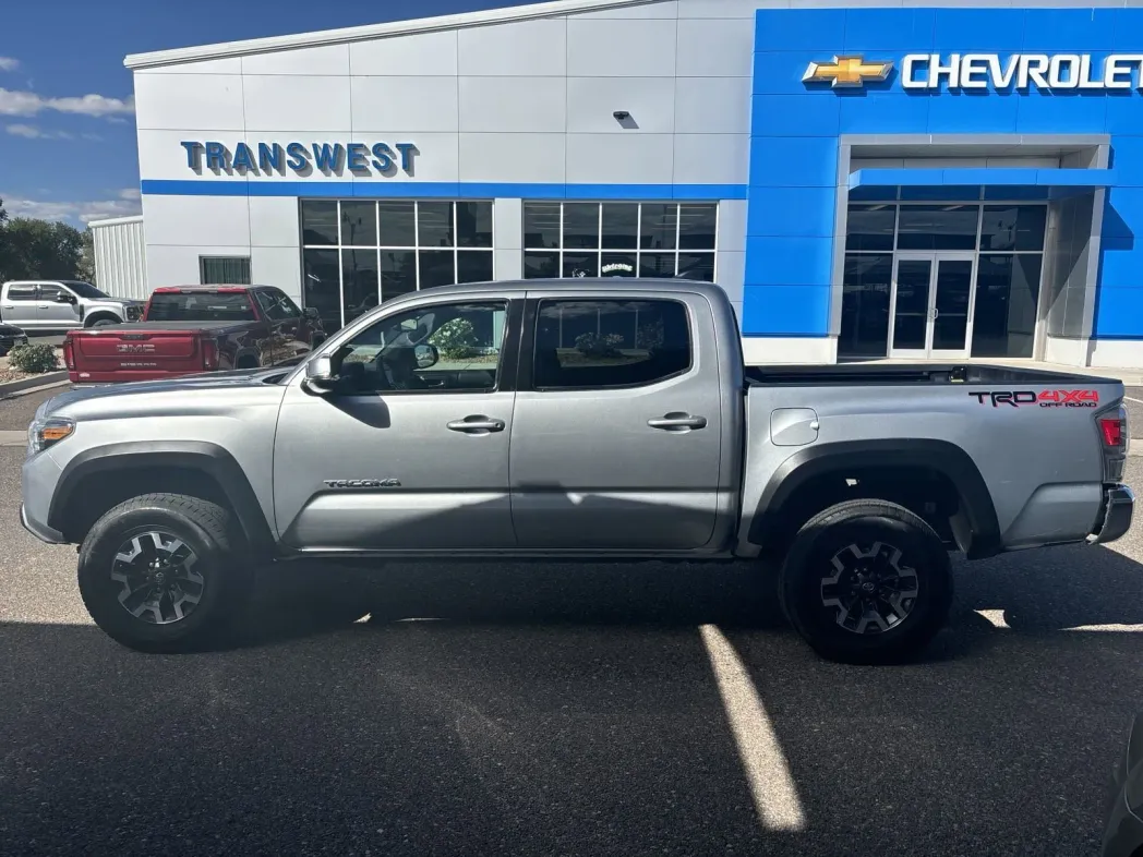 2022 Toyota Tacoma 4WD TRD Off Road 