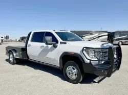 2023 GMC 3500 Denali | Thumbnail Photo 20 of 21