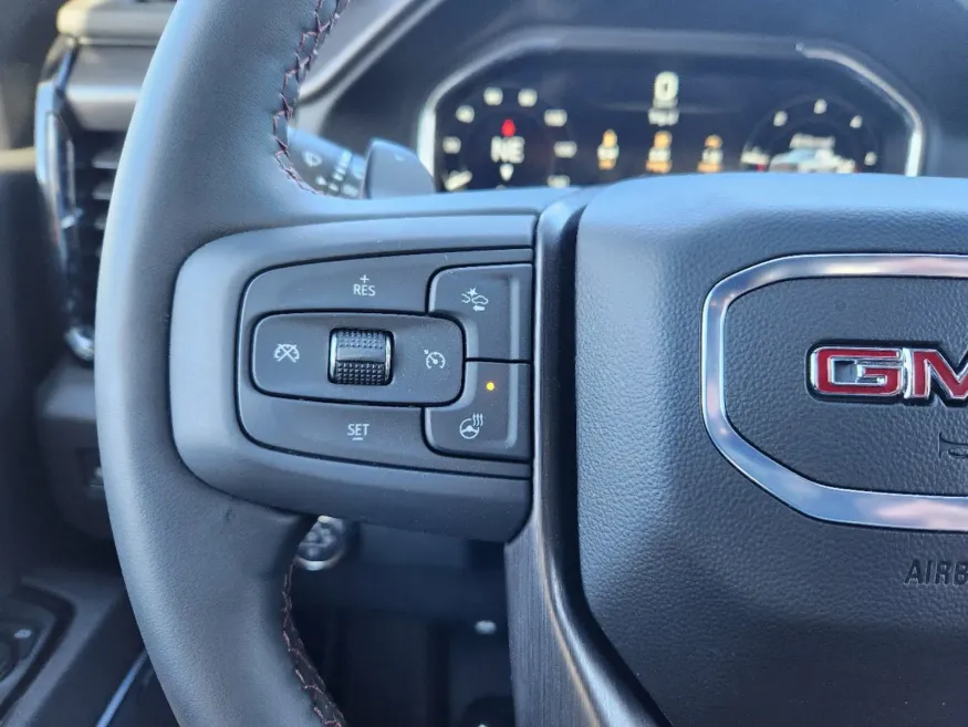 2025 GMC Sierra 1500 AT4X | Photo 24 of 33