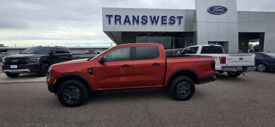 2024 Ford Ranger | Photo 1 of 31