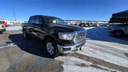 2024 RAM 1500 | Thumbnail Photo 3 of 32