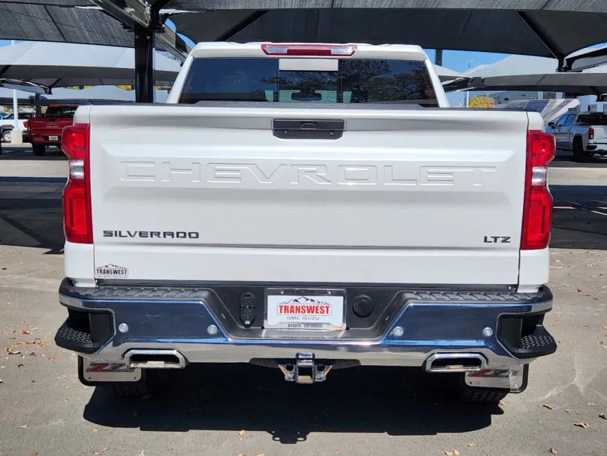 2022 Chevrolet Silverado 1500 LTD LTZ | Photo 12 of 29