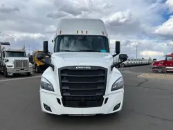 2026 Freightliner Cascadia 126 | Thumbnail Photo 2 of 18