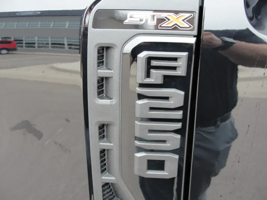 2024 Ford F-250 | Photo 18 of 18