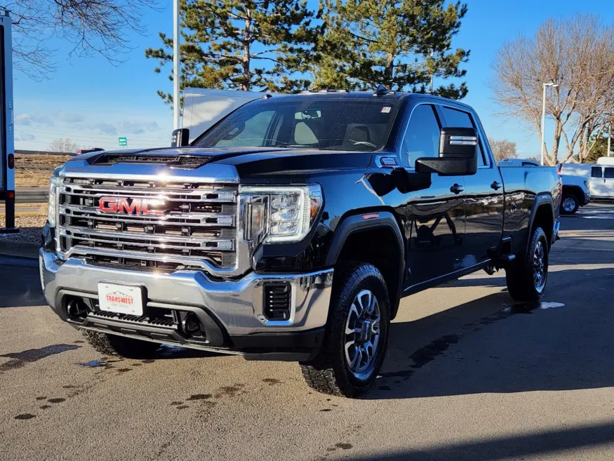 2023 GMC Sierra 3500HD SLE | Photo 3 of 30