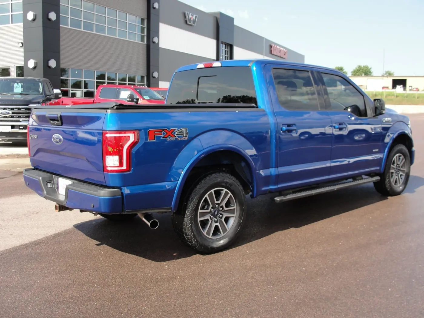 2017 Ford F-150 | Photo 5 of 16