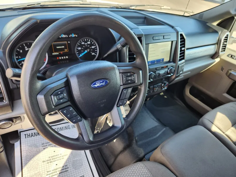 2021 Ford Super Duty F-350 SRW | Photo 7 of 30