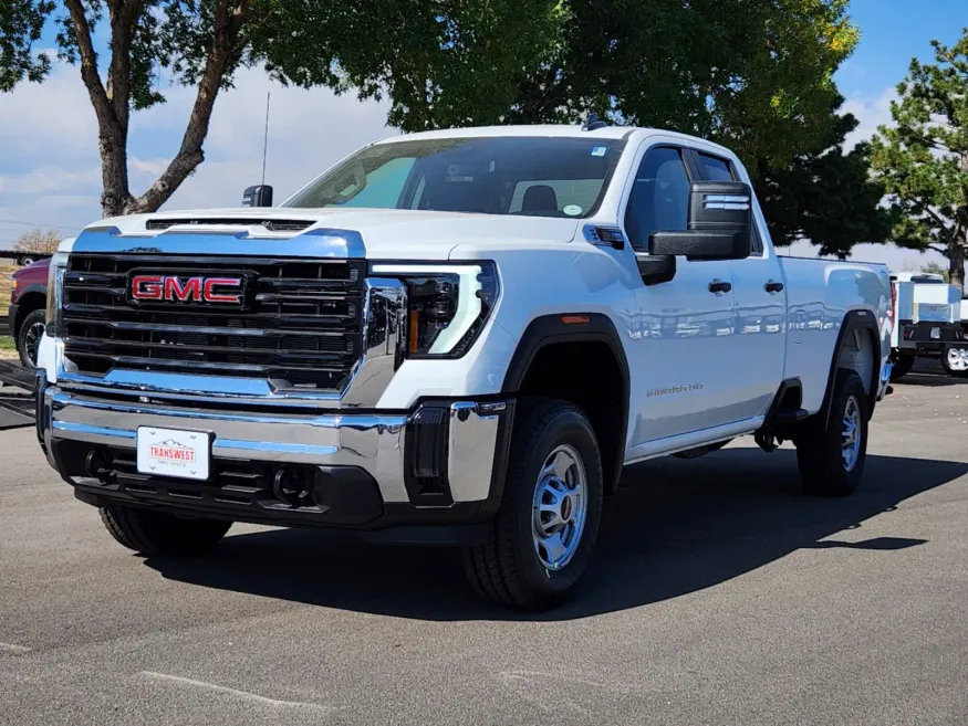 2025 GMC Sierra 2500HD Pro | Photo 3 of 29