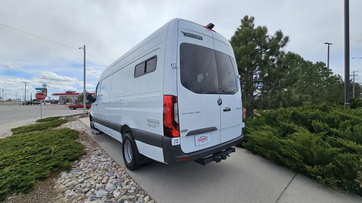 2022 Mercedes Benz Sprinter 3500XD | Photo 6 of 40