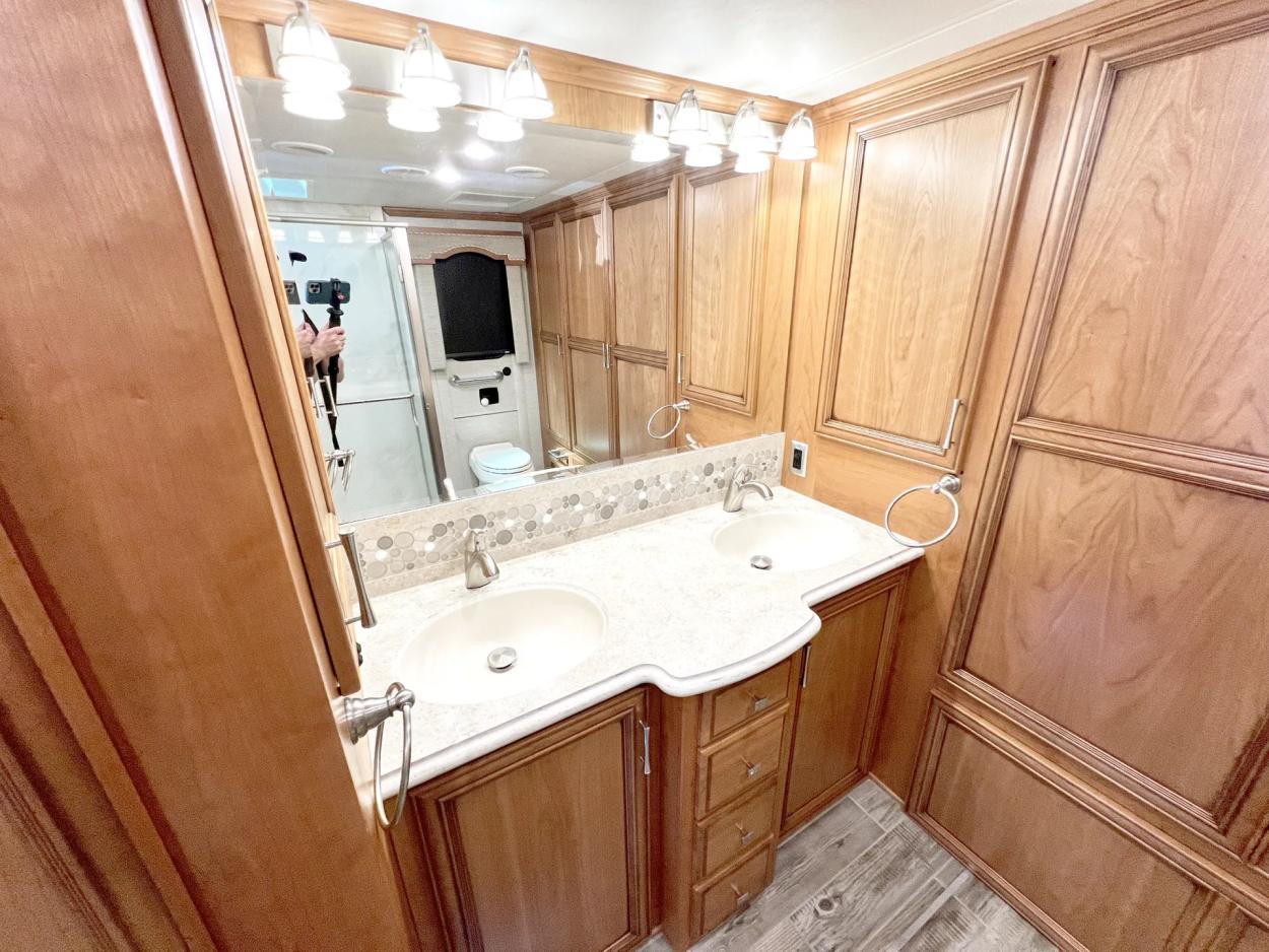 2018 Newmar Ventana 4369 | Photo 16 of 33