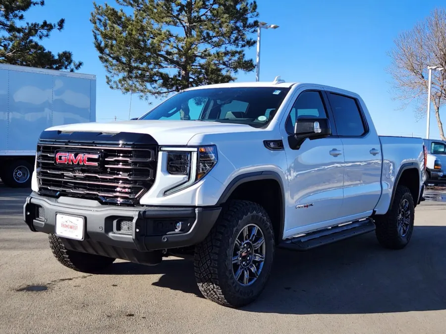 2025 GMC Sierra 1500 AT4X | Photo 3 of 33