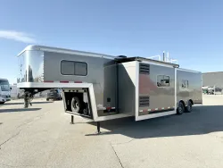 2019 Logan Coach Ultimate Sports Hauler | Thumbnail Photo 24 of 26