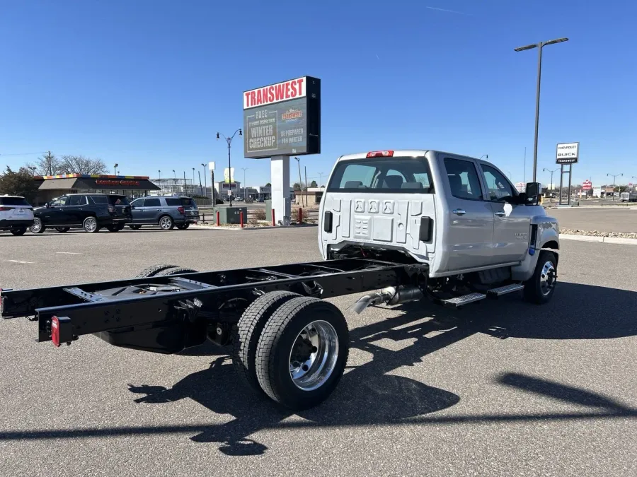 2023 Chevrolet Silverado MD Work Truck | Photo 4 of 16