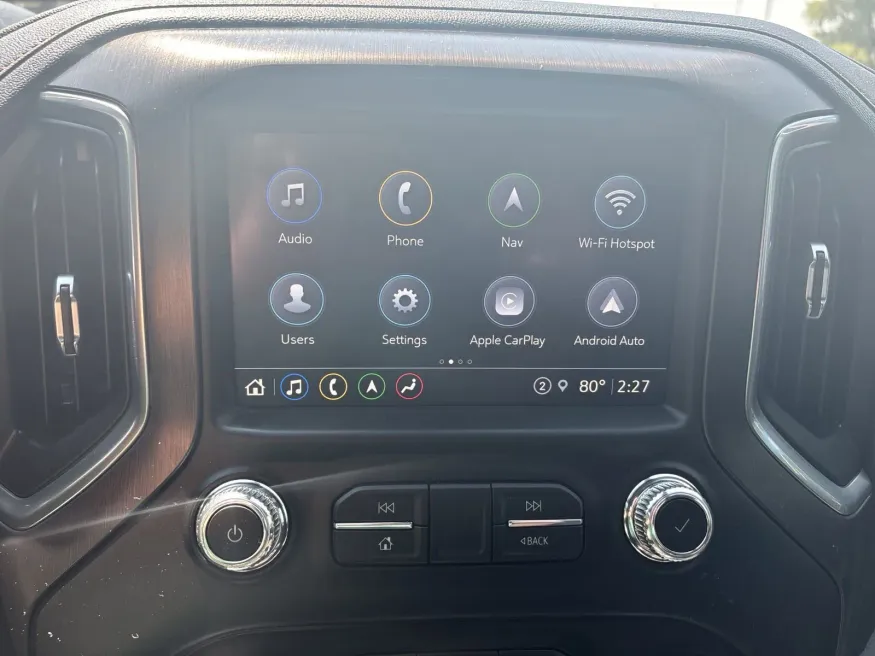 2021 GMC Sierra 2500HD AT4 | Photo 17 of 23