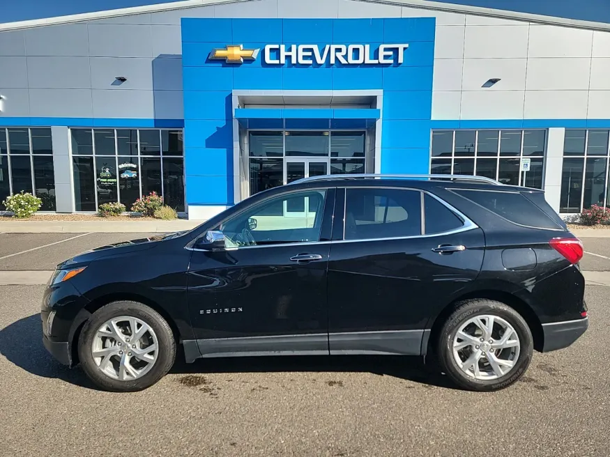 2020 Chevrolet Equinox Premier | Photo 1 of 19