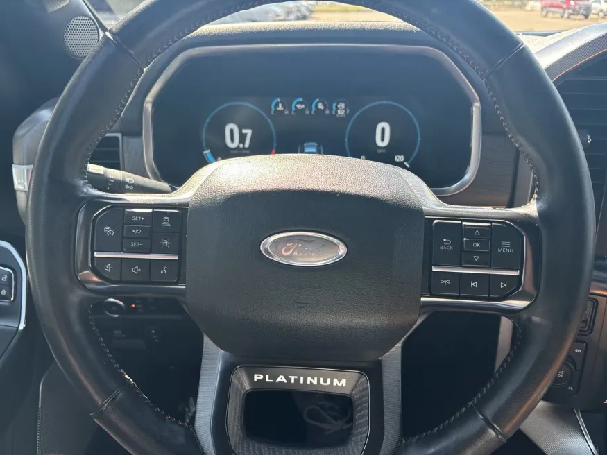 2023 Ford F-150 Platinum | Photo 18 of 20