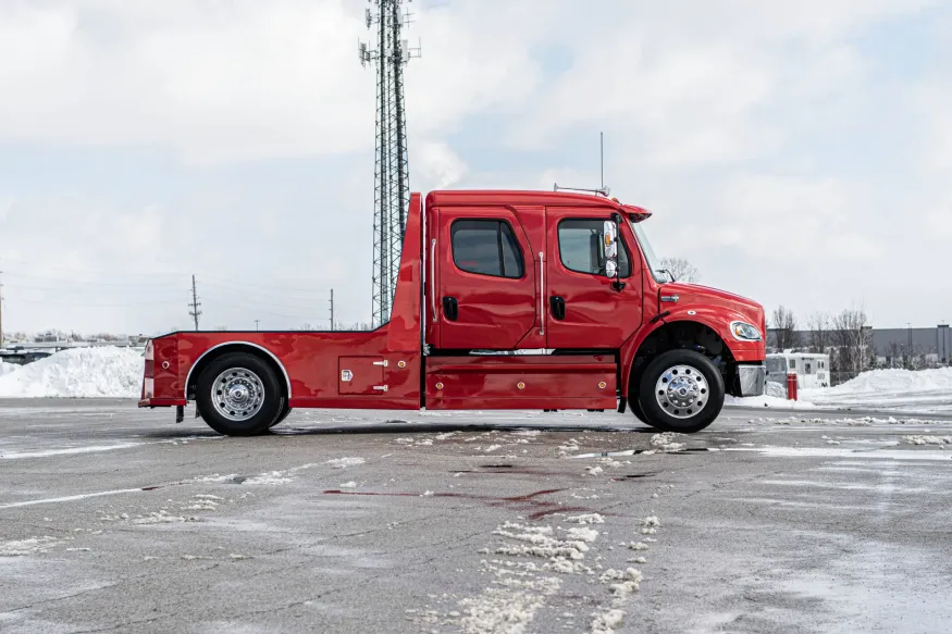 2023 Freightliner M2 106 Western Hauler | Photo 7 of 27