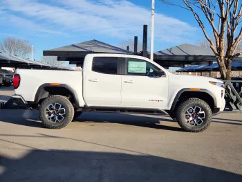 2024 GMC Canyon 4WD AT4X