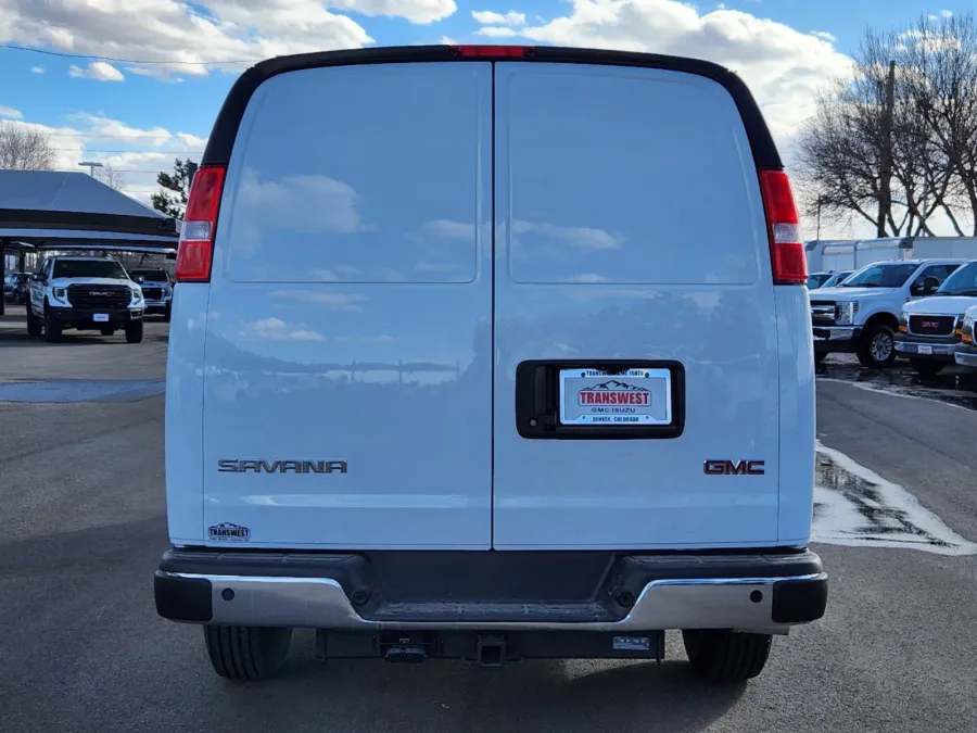 2025 GMC Savana Cargo Van CARGO | Photo 8 of 30