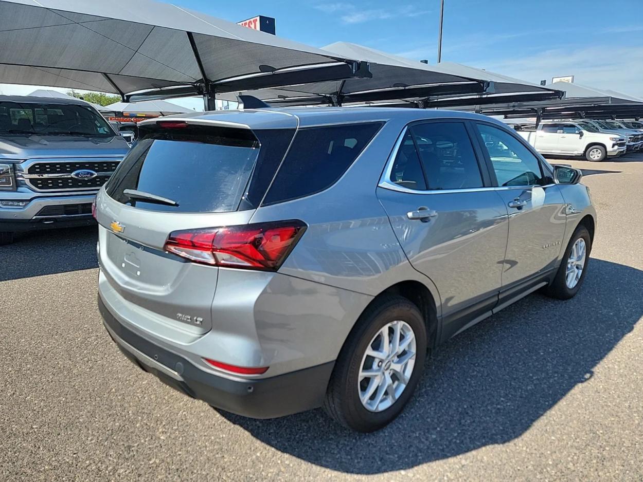 2023 Chevrolet Equinox LT | Photo 5 of 17