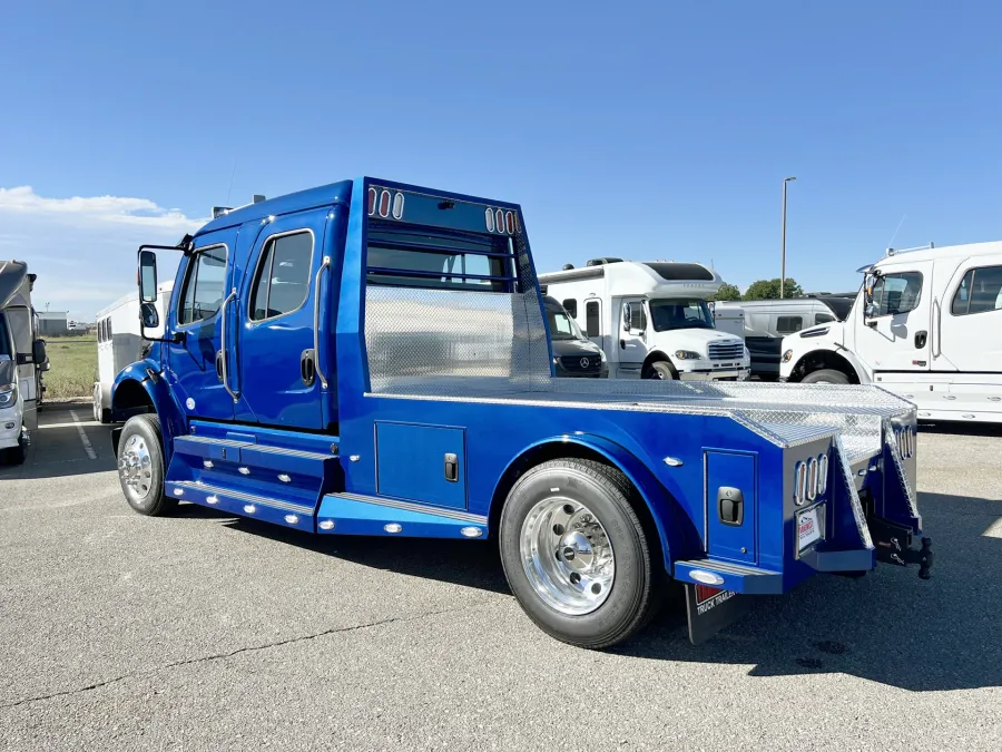 2024 Freightliner M2 106 Plus Summit Hauler | Photo 14 of 23