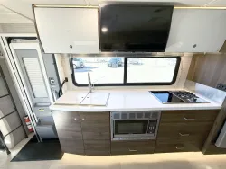 2021 Winnebago View 24D | Thumbnail Photo 8 of 22