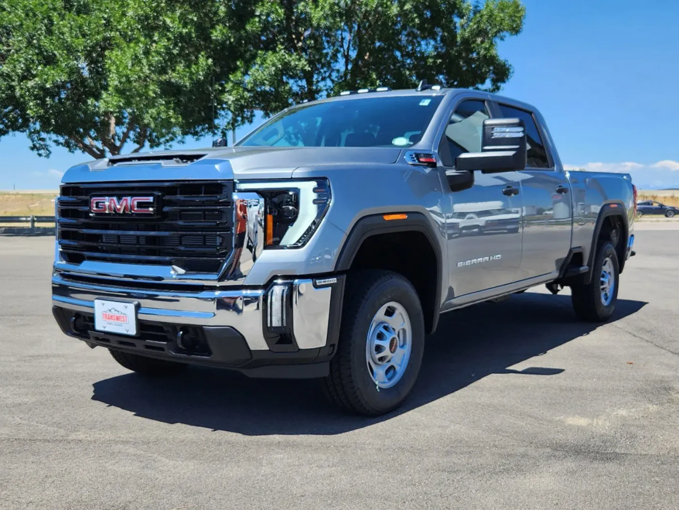 2024 GMC Sierra 2500HD Pro | Photo 3 of 23